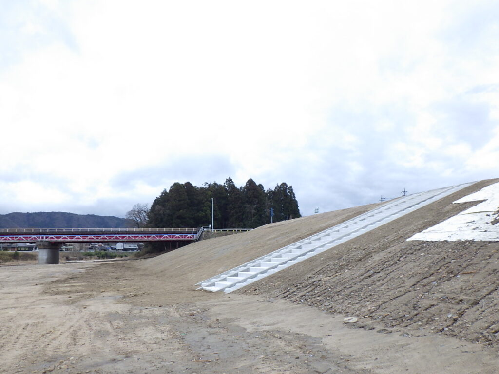 黒田地区築堤他工事2